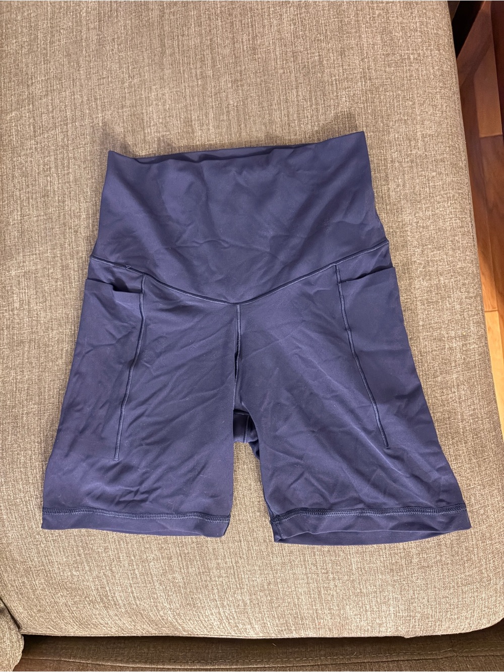OFFLINE By AerieReal Me Xtra 5” Bike Shorts with Pockets Size S in Royal Navy